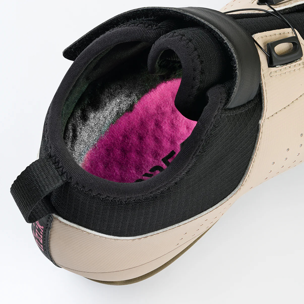 Scarpa da MTB invernale FIZIK TERRA ARTICA GTX X5 Beige/Nero