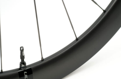 Coppia di Ruote SCOM ULTRA 62 Tubeless Ready (Center Lock)
