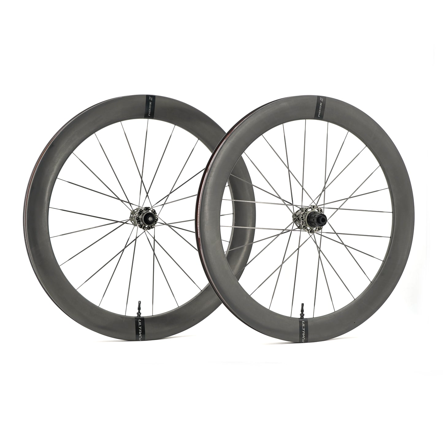 Coppia di ruote SCOM ULTRA 62+ Tubeless Ready (bloccaggio centrale)