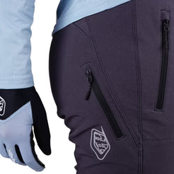 Pantaloni al carbonio da donna TROY LEE DESIGNS LILIUM PRO FLOW CAMO