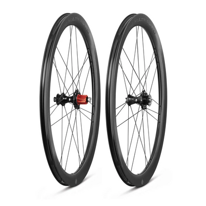Coppia di Ruote CAMPAGNOLO BORA ULTRA WTO 45 C23 DISC Tubeless Ready (Center Lock) Chrome
