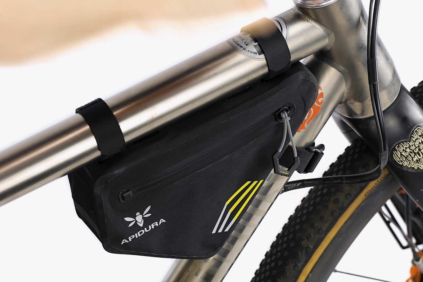 Borsa per telaio APIDURA RACING FRAME PACK 1 L Nero