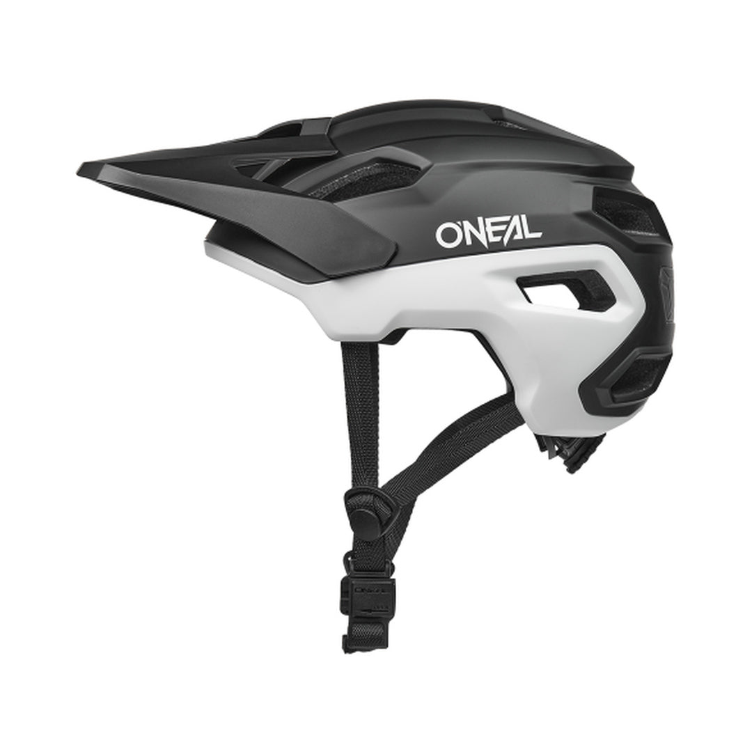 Casco MTB O'NEAL TRAILFINDER EVO SOLID nero/bianco 2026 — vista del prodotto