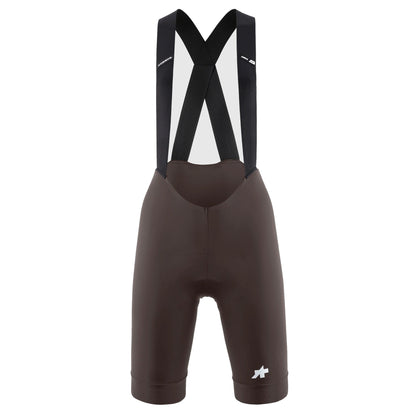 Salopette corta da donna ASSOS UMA GT S11 marrone — sfondo bianco, 2000 x 2000