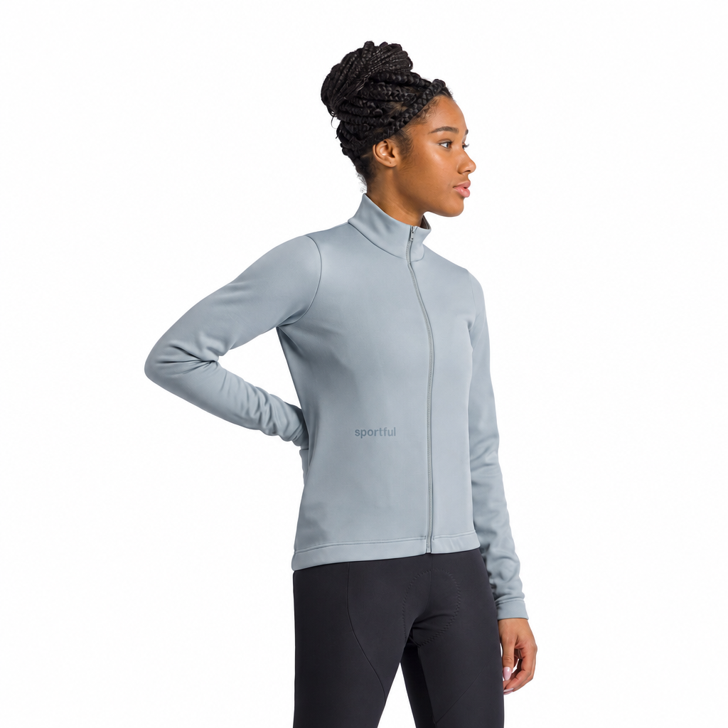 Giacca da donna SPORTFUL CLASSIC 2 grigia, vista di tre quarti su sfondo bianco