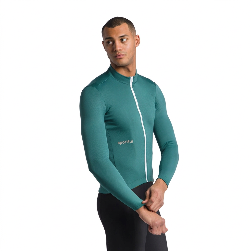 Maglia da ciclismo Sportful Classic verde, vista frontale su sfondo bianco