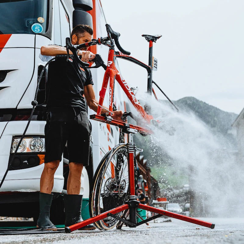 FEEDBACK Stand dell'officina Sprint