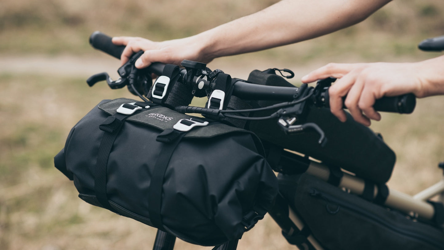 BROOKS SCAPE ROLL Borsa da manubrio nera