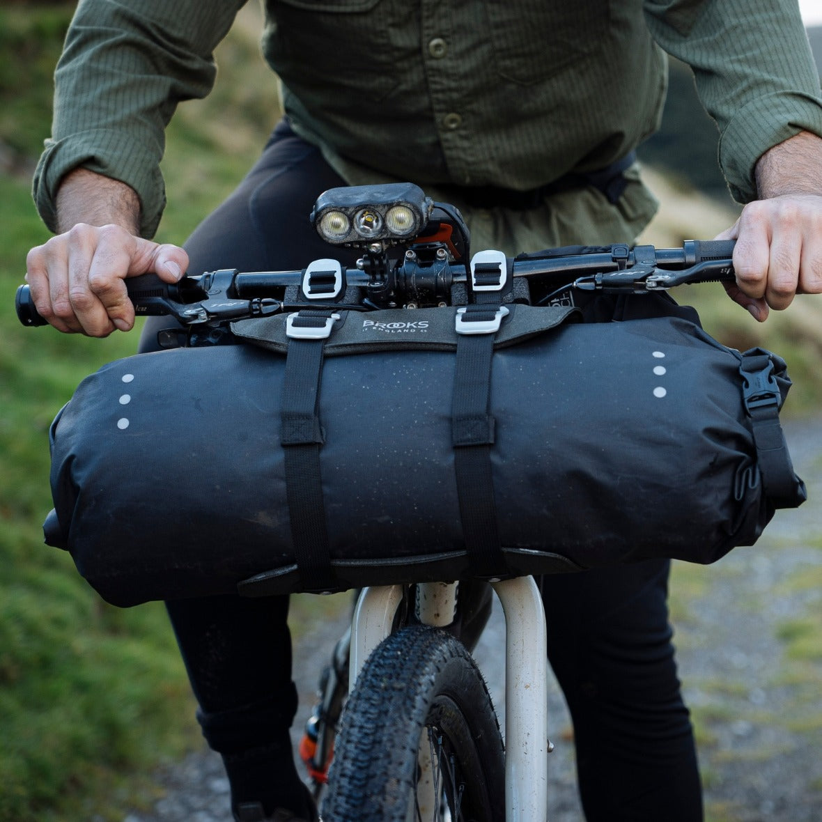 BROOKS SCAPE ROLL Borsa da manubrio verde