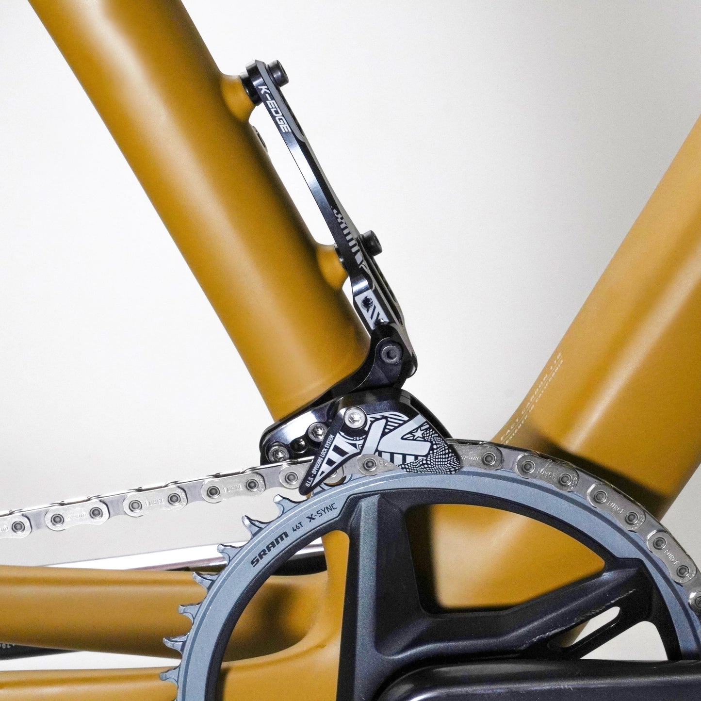 K-EDGE Guida per catene a piastra singola con bretella