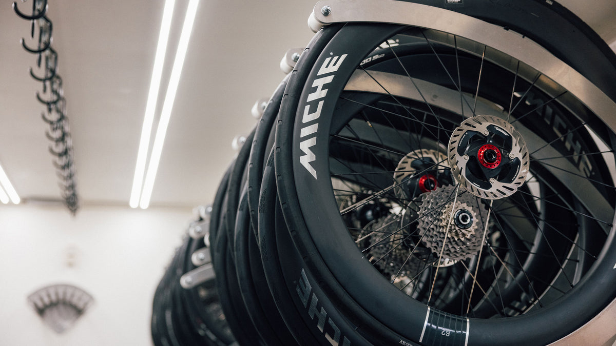 Coppia di Ruote MICHE KLEOS RD DX62 Tubeless Ready (Center Lock) Team Edition