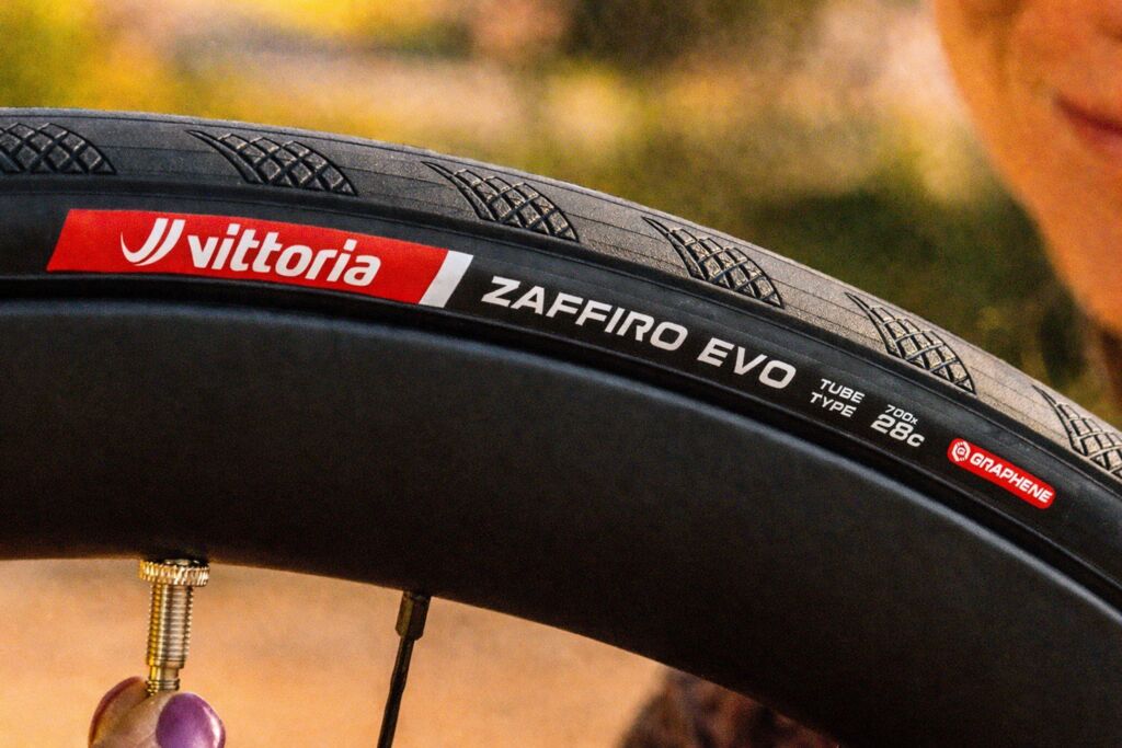 Pneumatico VITTORIA Zaffiro EVO V Graphene G2.0 700c TubeType Black