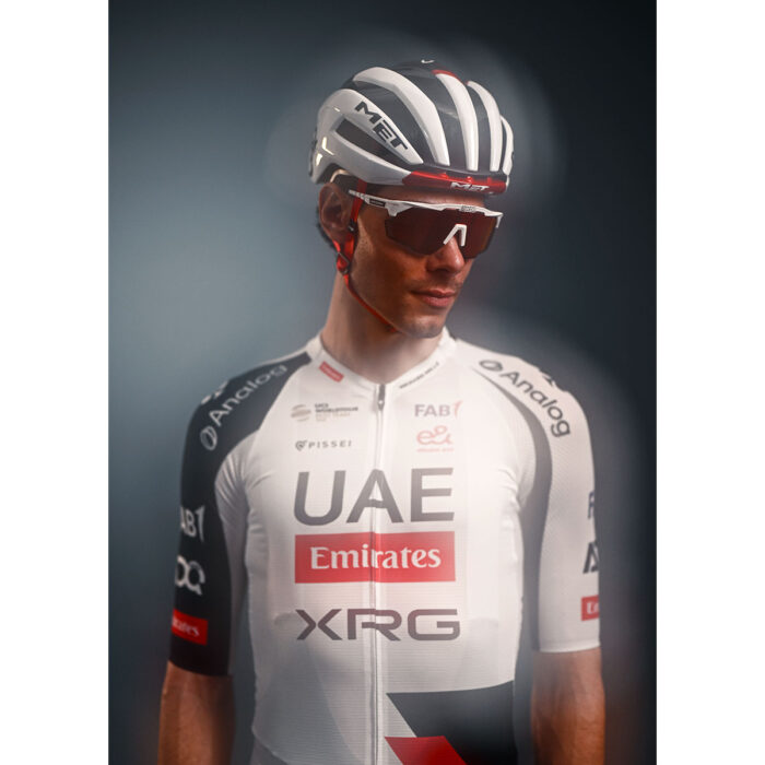 MET TRENTA 3K CARBON UAE TEAM EMIRATES -XRG 2026 Casco bianco