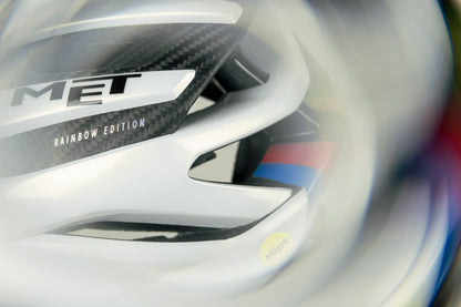Casco da Strada MET TRENTA 3K CARBON - Edizione Limitata Tadej Pogacar World Champion Rainbow
