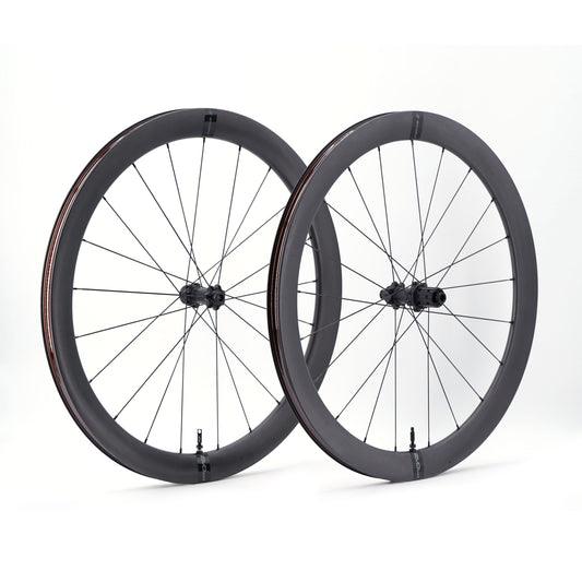 Coppia di ruote SCOM EVO Tubeless Ready (bloccaggio centrale)
