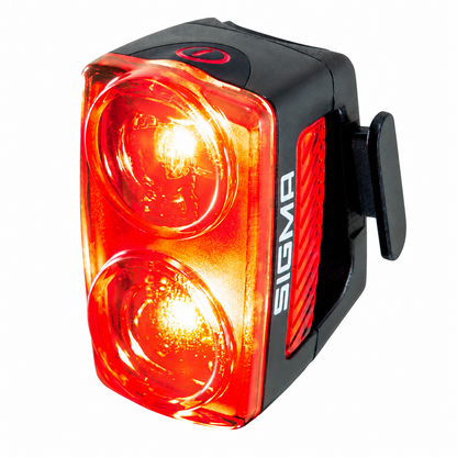 Luce posteriore SIGMA Buster RL 150 con luce di stop — vista del prodotto su sfondo bianco