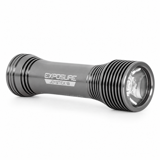Luce anteriore EXPOSURE LIGHTS JOYSTICK 18 — vista del prodotto su sfondo bianco
