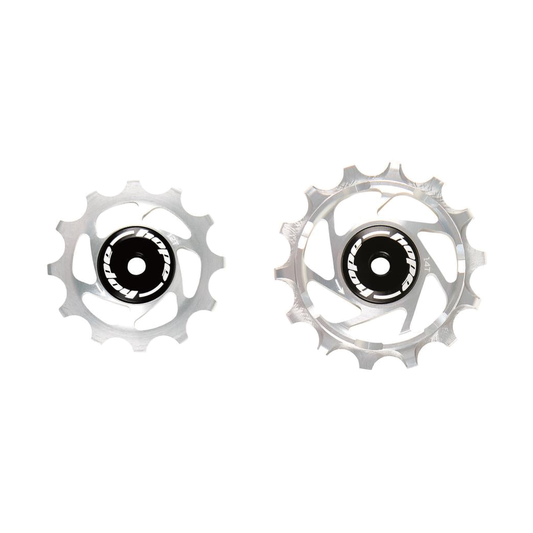 Pulegge del cambio posteriore a 12 velocità HOPE Sram da 12/14 denti argento — componente su sfondo bianco