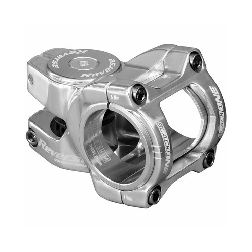 Attacco manubrio REVERSE COMPONENTS BLACK ONE D-2 Titanium argento — vista principale su sfondo bianco