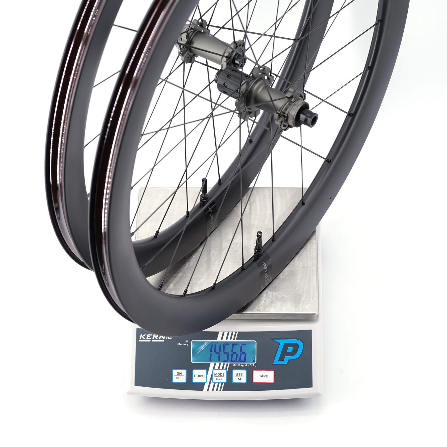 Coppia di ruote SCOM AERO 50 Tubeless Ready (bloccaggio centrale)