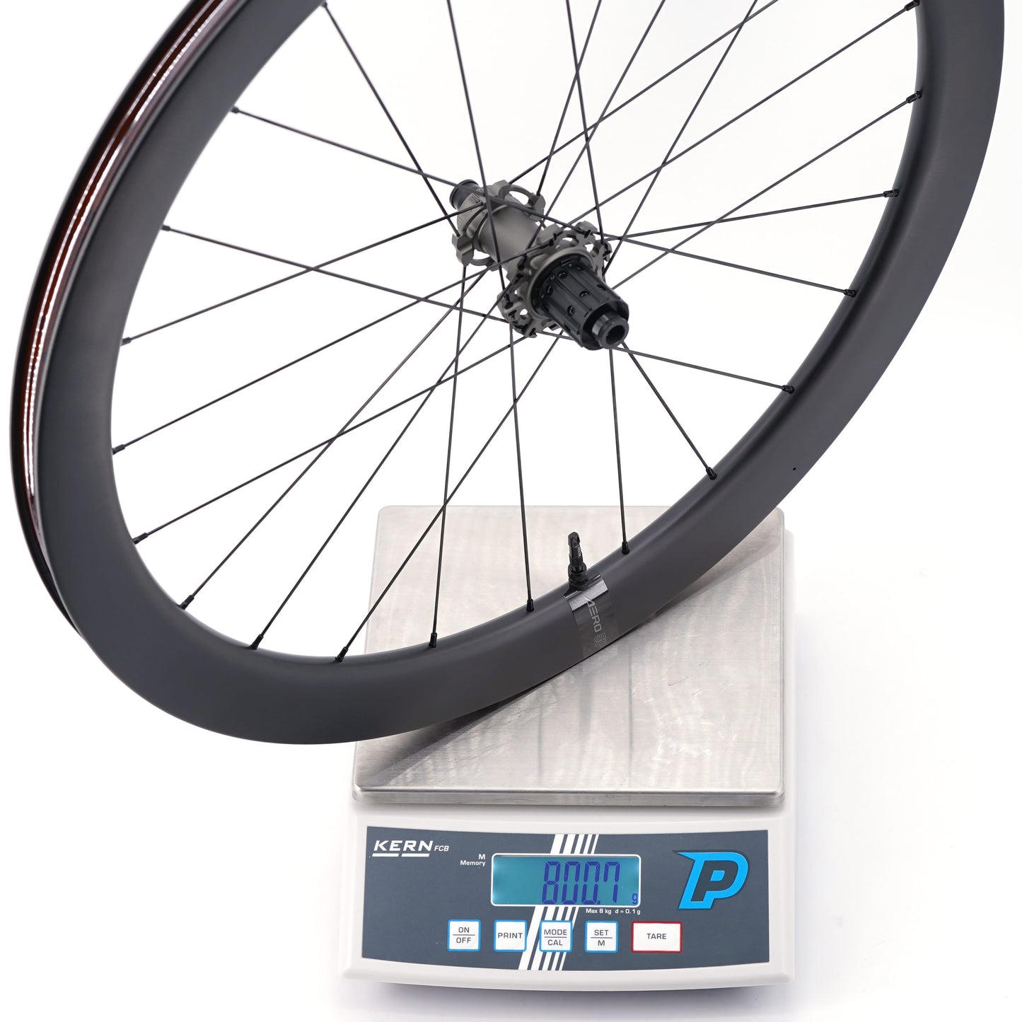 Coppia di ruote SCOM AERO 50 Tubeless Ready (bloccaggio centrale)