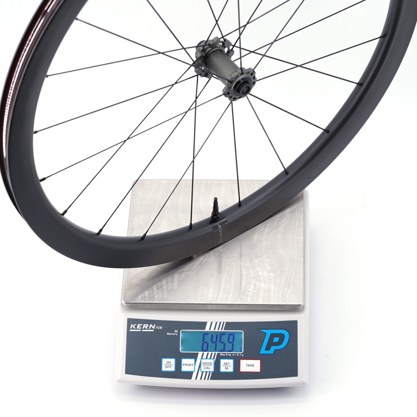 Coppia di ruote SCOM AERO Tubeless Ready (bloccaggio centrale)