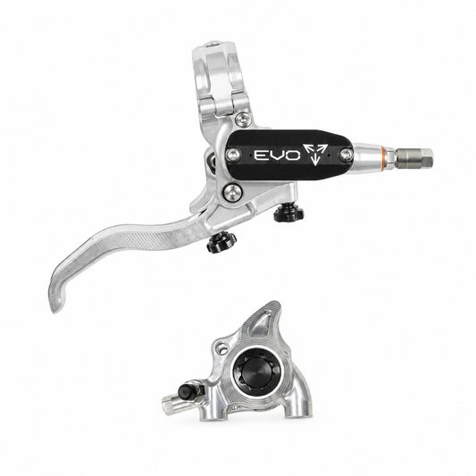 Freno HOPE TECH 4 EVO X2 FM argento/nero — leva e pinza su sfondo bianco