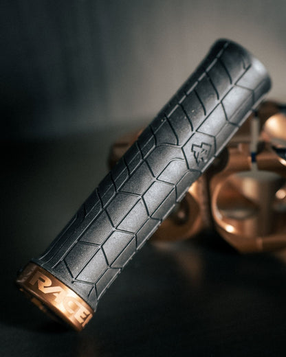 Grip RACE FACE GETTA Lock-On 135mm Nero/Bronze KashMoney