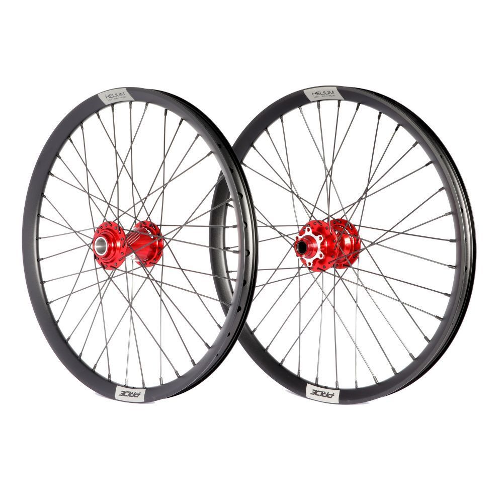 Coppia di Ruote PIRDE 20" (406mm) Control V1 Helium M24 Assi 20/10mm Rosso