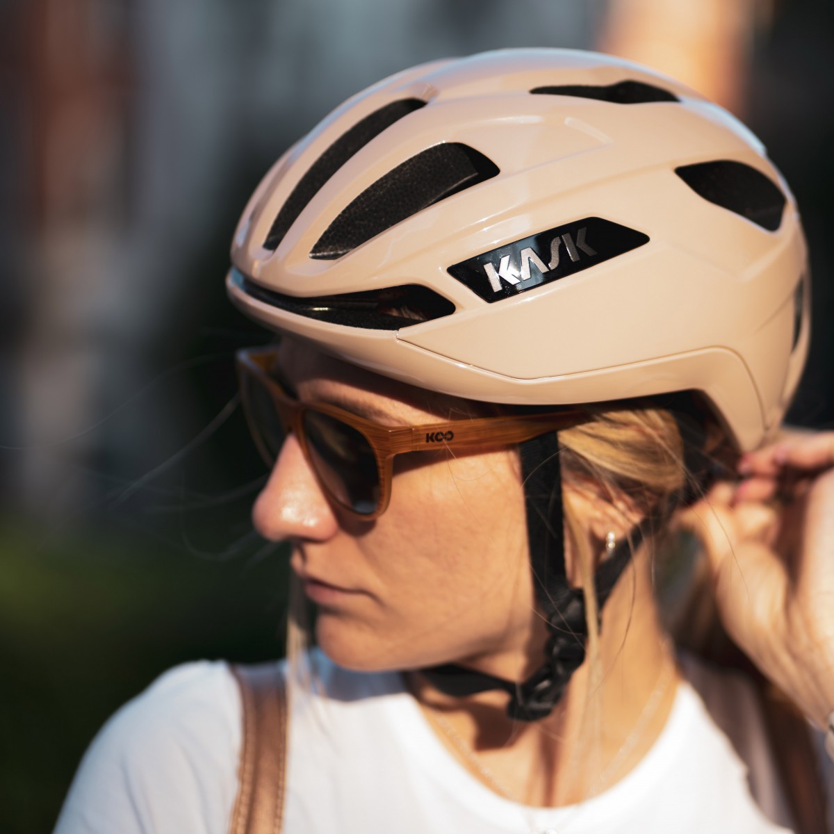 Casco da strada KASK SINTESI Beige