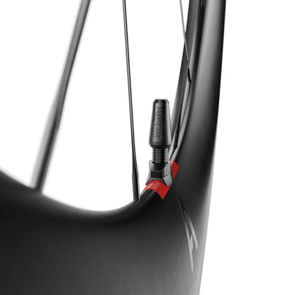 Coppia di Ruote DT SWISS ARC 1100 DICUT WTS 55 Tubeless Ready (Center Lock)