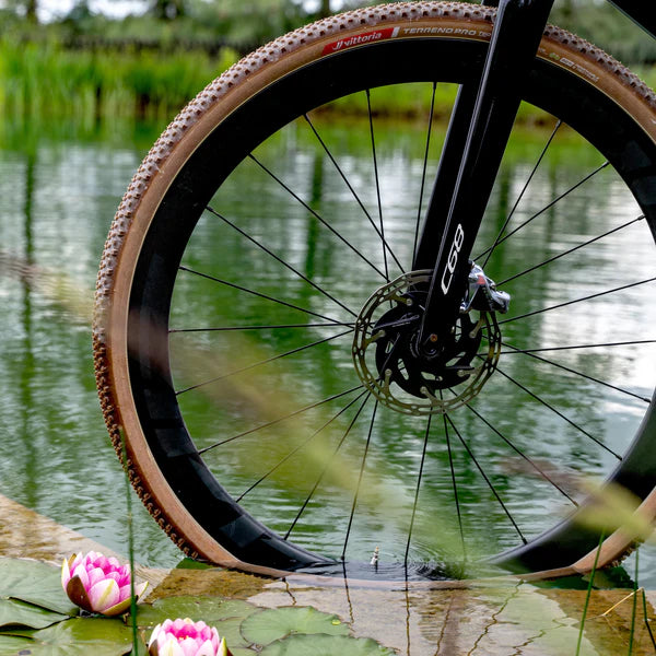 Pneumatico VITTORIA TERRENO PRO T60 misto 700x40c Gravel Race Marrone