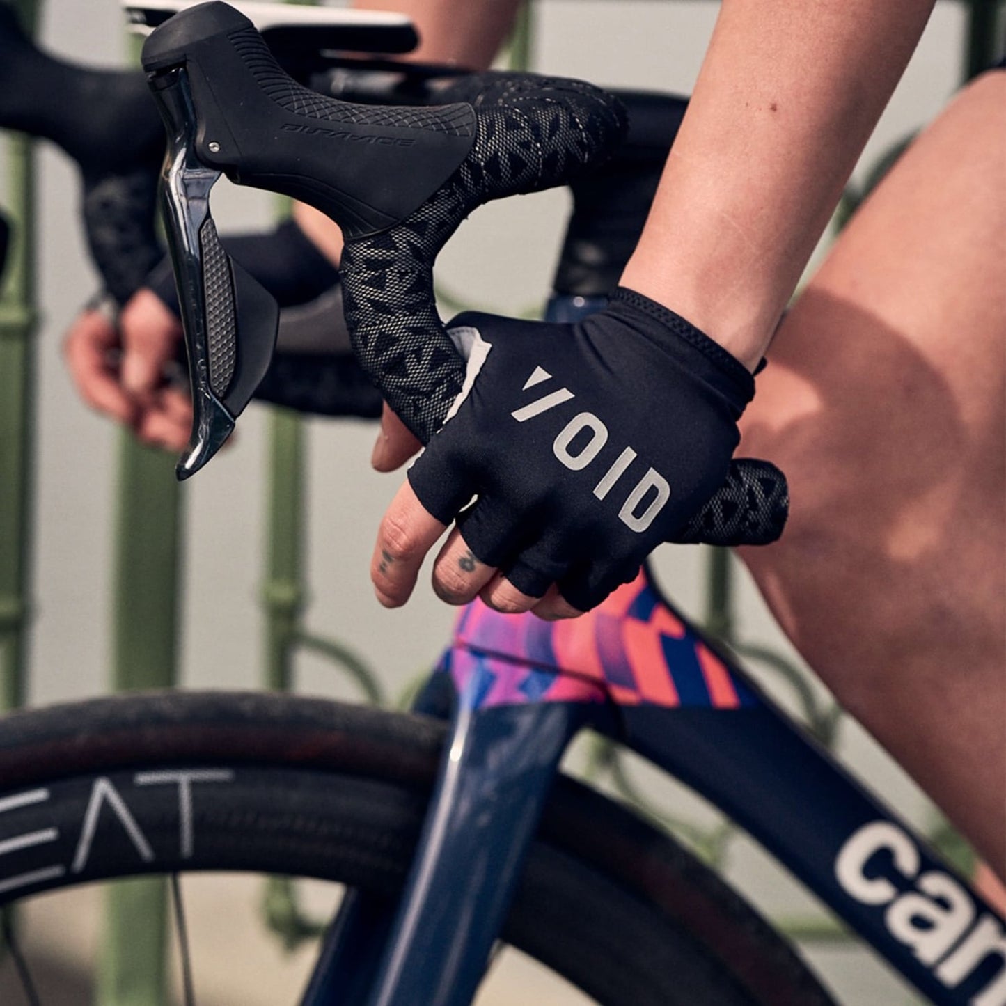 Guanti corti VOID VELO Nero